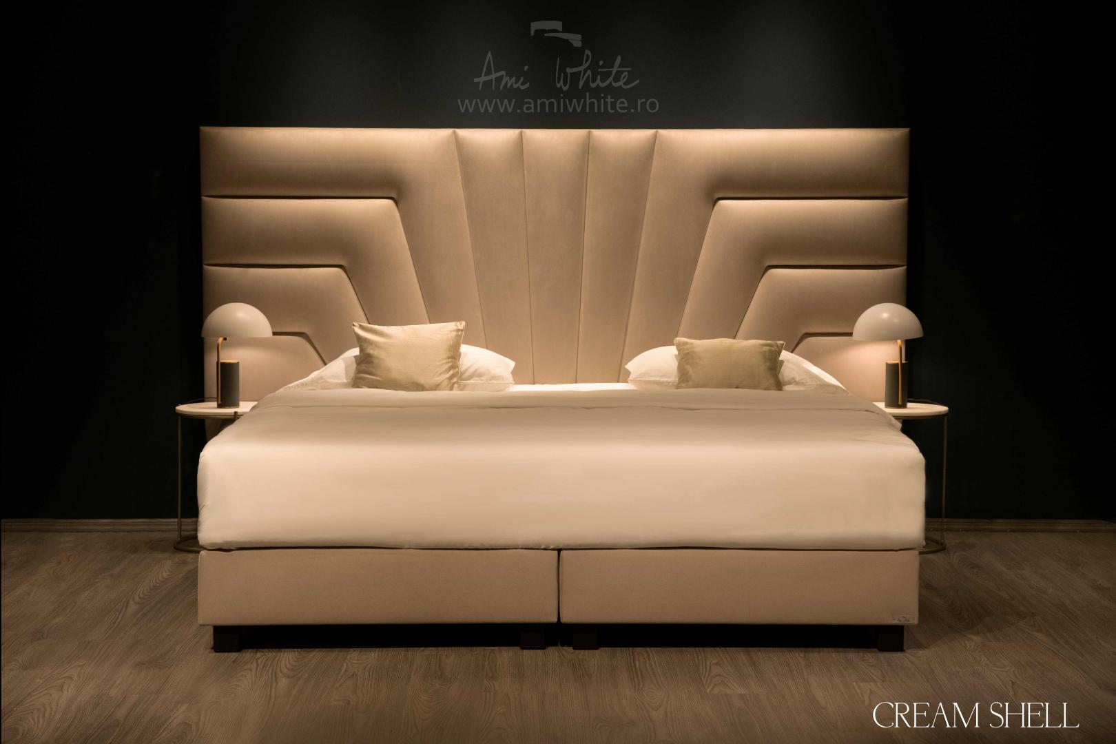 CREAM SHELL